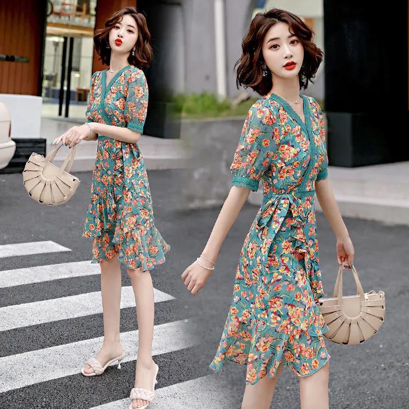 Women's Summer Floral Chiffon Dress V-neck Mid-length Skirt
