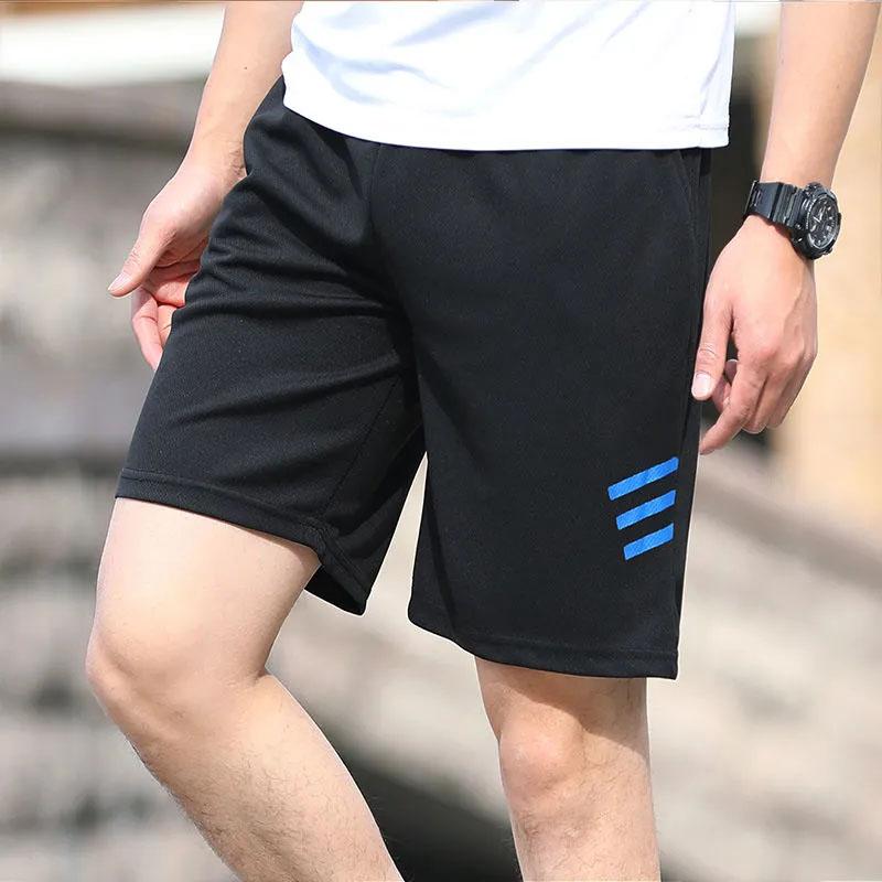 Men's sports shorts cool and comfortable breathable sweat-absorbing five-point pants summer quick-drying running fitness loose casual beach shorts