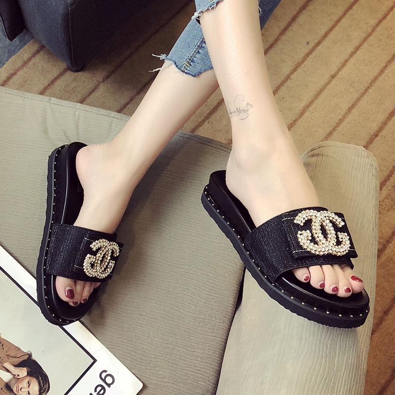 Women Summer Fashion Ladies Large Size Thick Sponge Cake Bottom Beach Seaside Sandals and Slippers