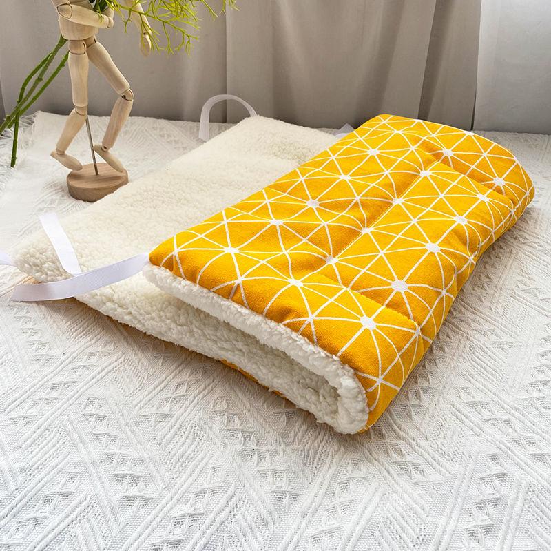Pet Mat Cat Cotton Pad Warm Thickening Winter Cat Cage Platform Pad Cat Pad Sleeping with Dog Mat Sleep Pad