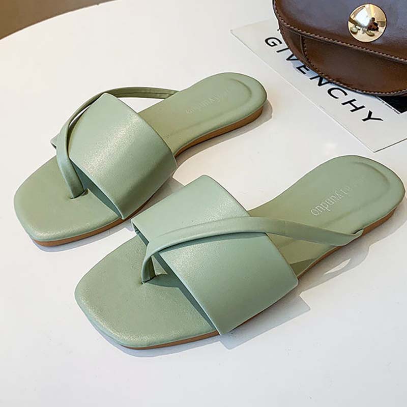 Sandals Female Summer Flat-bottomed Outer Wear Fashionable Flops Beach Non-slip Leather Plywood All-match Sandals