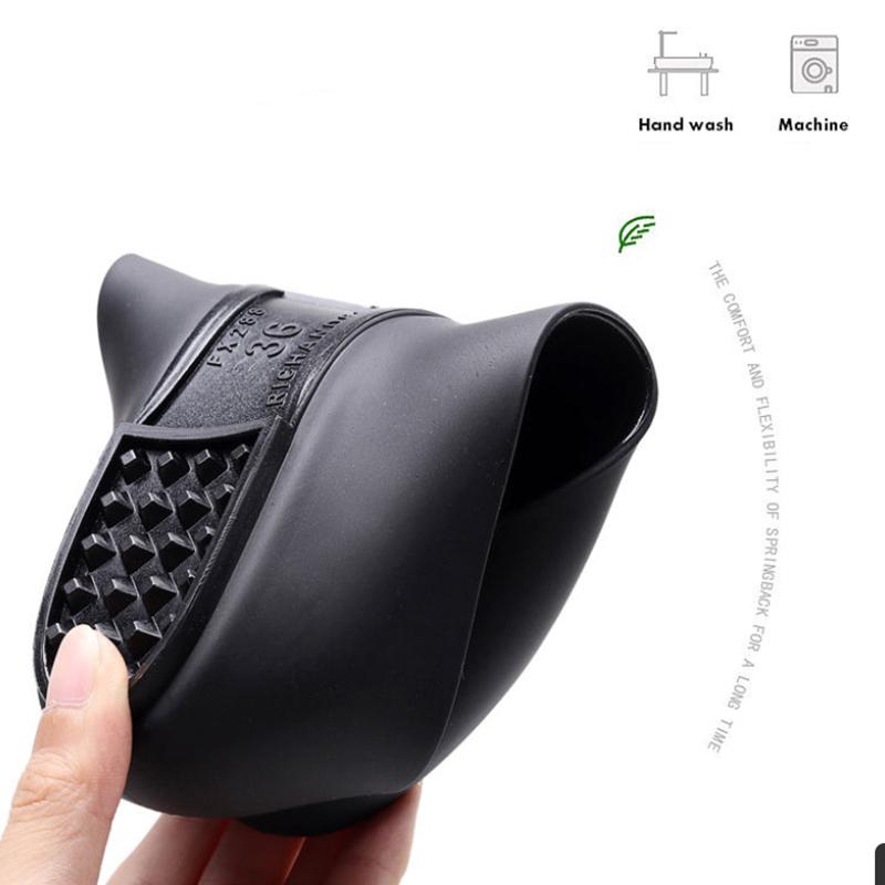 Ladies Sandals Summer Black Fashion PVC Material Crystal Jelly Gum Shoes Flat Heel Flat Cover Foot Non-Slip Rain Boots