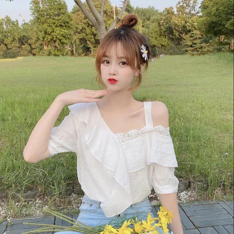 Off-shoulder Ruffled Sweet and Loose Short-sleeved Chiffon Shirt Women's White Off-the-shoulder Shirt Lace Trim Design Ruffled Trim