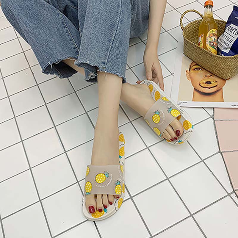 Sandals and Slippers Women Summer Indoor Outdoor Non-slip Deodorant and Dirt-resistant Soft Bottom Bathroom Sandals and Slippers Bathroom Household