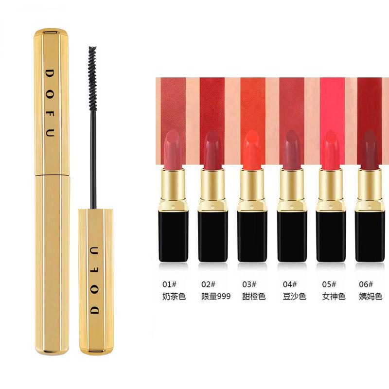 Does not bloom and does not fade  slender thick curls small brush head mascara waterproof stretch