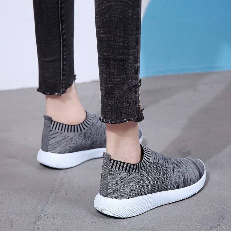 Spring Summer One-step Women's Shoes Mesh Casual Lightweight Sports Running Shoes Lazy Convenient Single Shoes