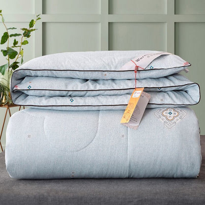 High-end Printed Silk Quilt Large Soft and Comfortable Quilt Core Antibacterial Four Seasons Quilt