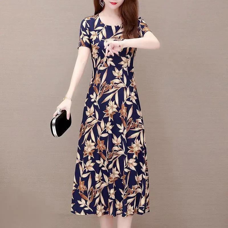 Women's Plus Size Loose Long Dress Slim Round Neck Skirt