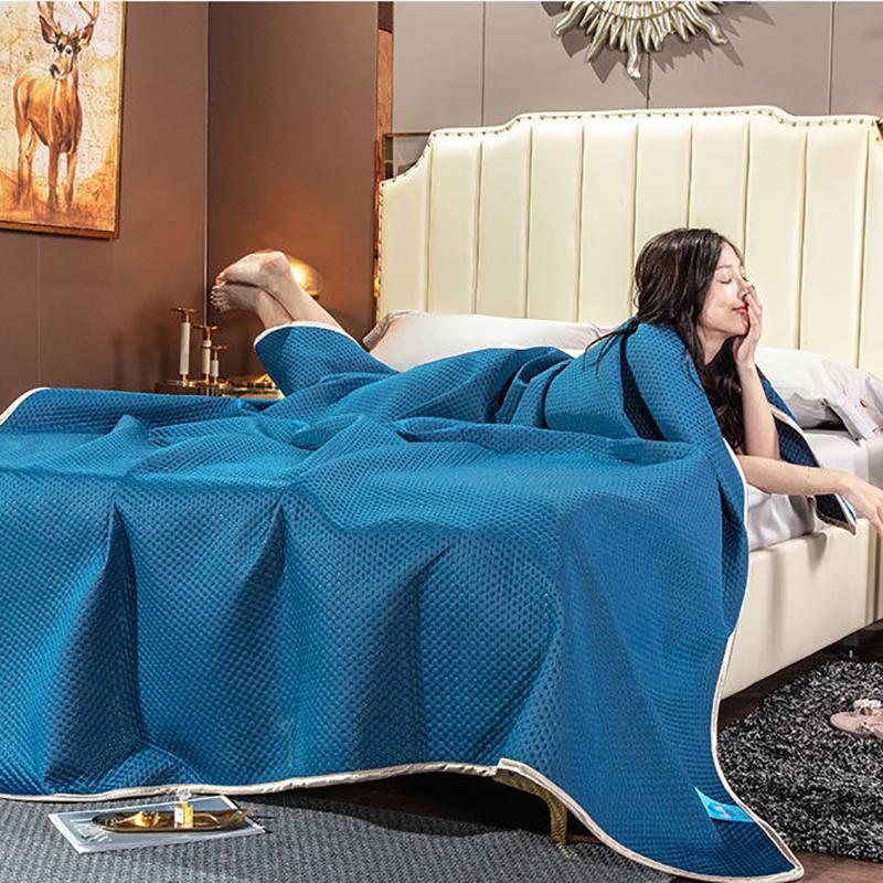 Cool Silk Summer Quilt Single Dormitory Quilt Double Spring and Autumn Thin Air-conditioning Quilt