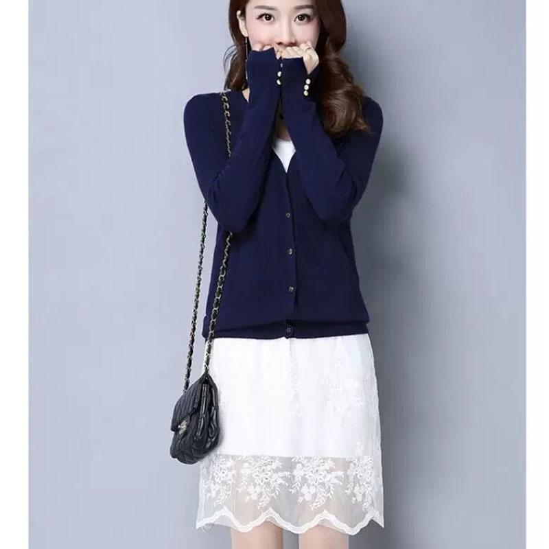 Autumn and Winter Wool Coat Cardigan V-neck Short Top Slim Knit Young Women's Sweater
