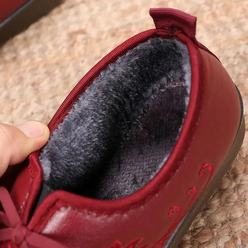 Winter Warm and Non-slip Comfortable Leather Cotton Shoes Soft Bottom and Velvet Anti-horizontal Shoes