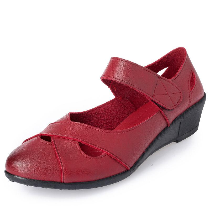 Summer Mom Sandals Casual Soft Bottom Middle-aged and Elderly Breathable Shoes for The Elderly Middle-aged Flat with Non-slip Outer Wear Women's Shoes