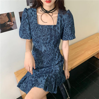 Female Vintage Slim Elegant Party Dress Leopard Print Square Neck Bubble Short Sleeve Denim Graceful Club Dress