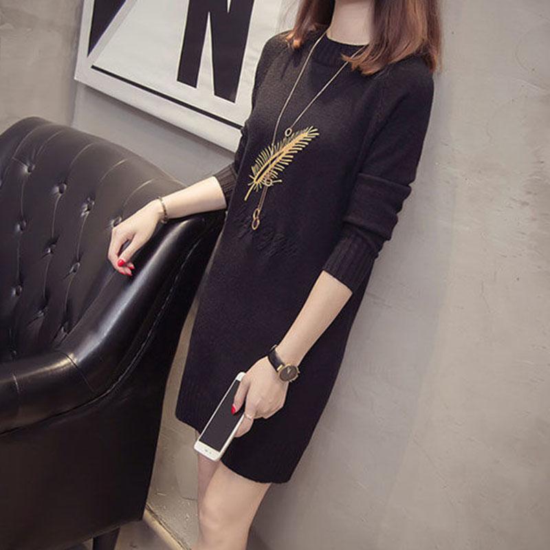 Autumn and Winter Long Round Neck Dress Loose Long-sleeved Knitted Bottom Skirt Feather Pattern All-match Female Sweater Dress