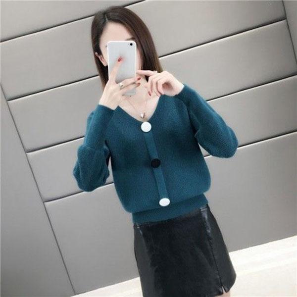 Spring and Autumn V-neck Low-neck Sweater Pullover with Short Bottoming Shirt Casual All-match Female Top