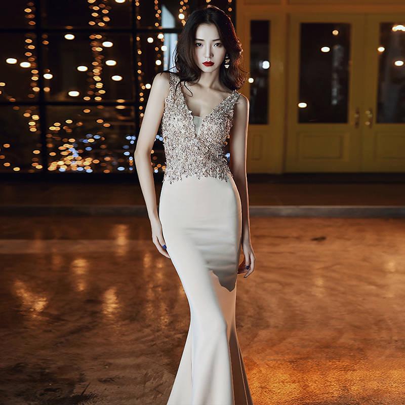 High-end Evening Dress Female Temperament Noble Fishtail Long Banquet Host Dress Skirt Skirt Queen