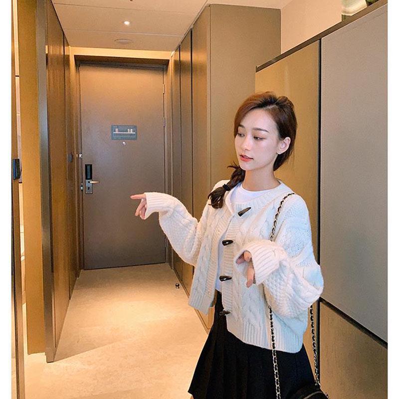 Autumn and Winter Retro Top Fashion Cardigan Casual Sweater Short Knit Young Women's Jacket