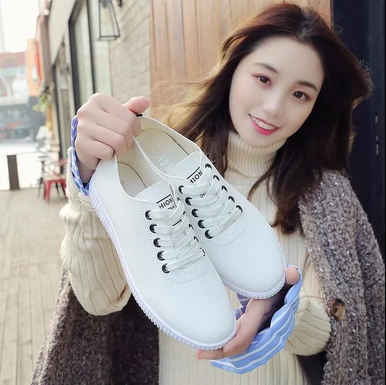 Women's Soft-soled Non-slip Flat Driving Shoes Breathable White Shoes