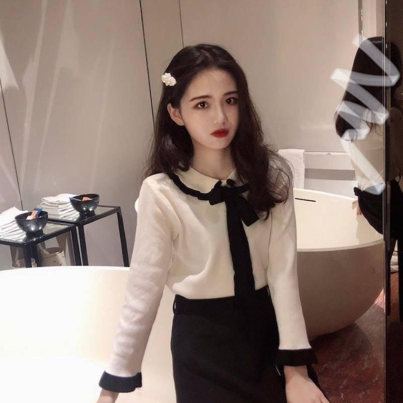 Knitwear Autumn and Winter New Female Foreign Body Slim Slimming Wooden Ear Long-sleeved Shirt