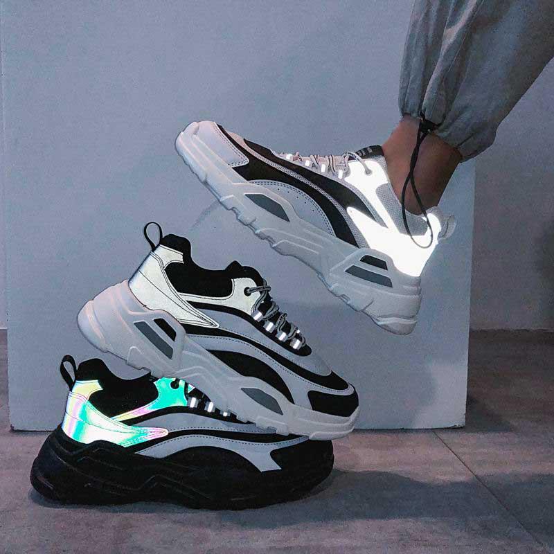 Plus Size39-44 Men Low-top Sneakers Luminous Running Basketball Shoes Breathable Lightweight Non-slip Sock Shoes Wear-resistant Deodorant Skate Shoes