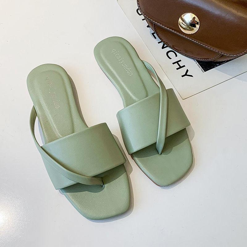 Sandals Female Summer Flat-bottomed Outer Wear Fashionable Flops Beach Non-slip Leather Plywood All-match Sandals