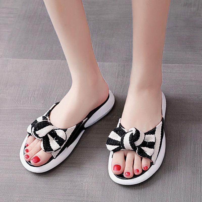 Slippers Women's Summer Wear Fashion Seaside Flat Bottom All-match Sandals Beach Shoes
