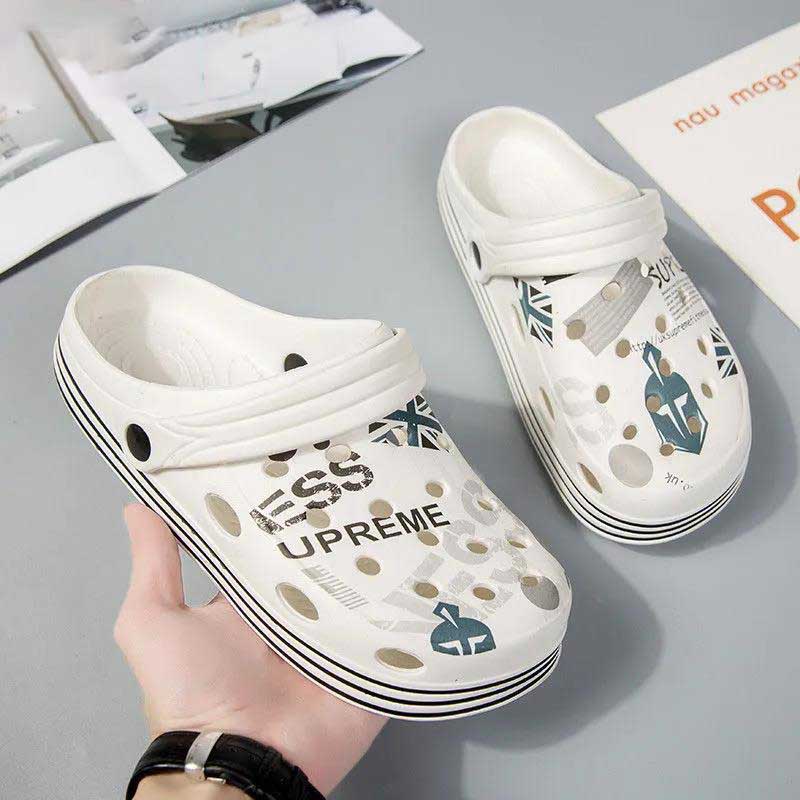 Slippers Men's Summer Outdoor Wear Hole Shoes Outdoor Beach Sandals Outdoor Sandals