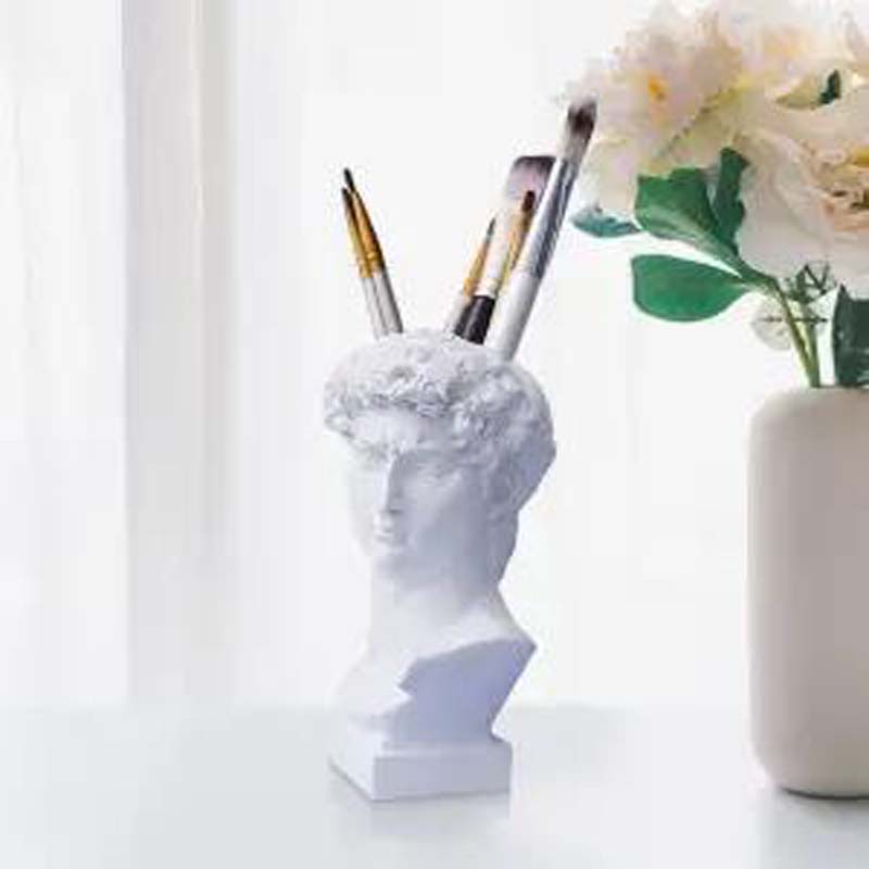 Literary Retro Ornaments David Statue Pen Holder Office Sundries Storage