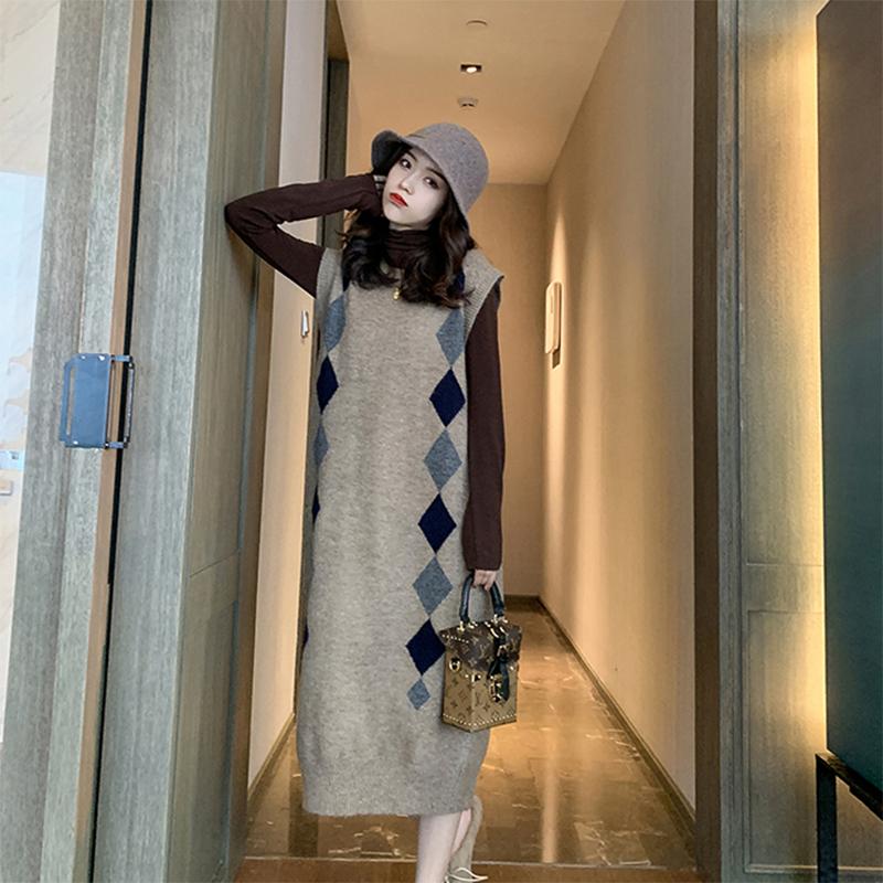 Spring Autumn Cocoon Type Over The Knee Mid-length Sleeveless Knitted Dress Female Retro Wild Thin Waistcoat Tide