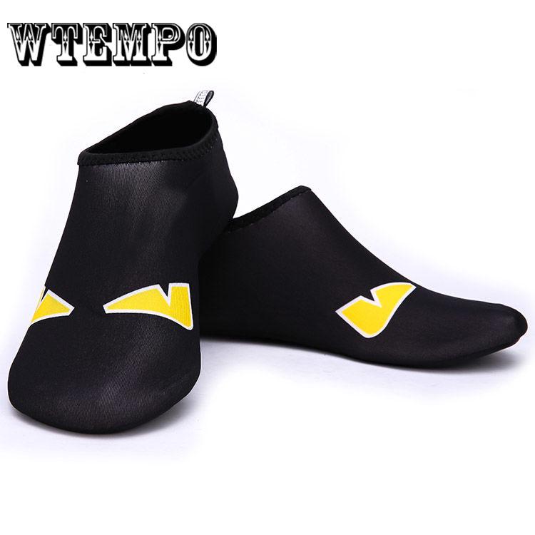 Pair of Aqua Socks Summer Barefoot Skin Shoes Water Sport Socks Trainers Sandals Footwear Aqua