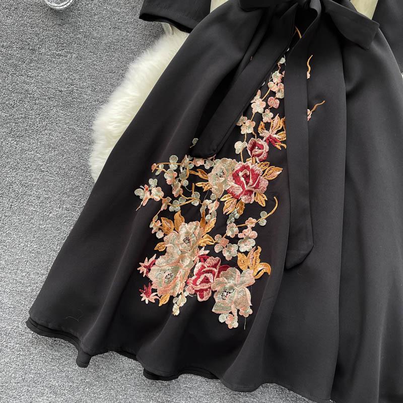 Formal Dress Spring and Autumn Embroidery Pattern Dress Temperament V-neck Tie Evening Dress Elegant Bridesmaid Dress