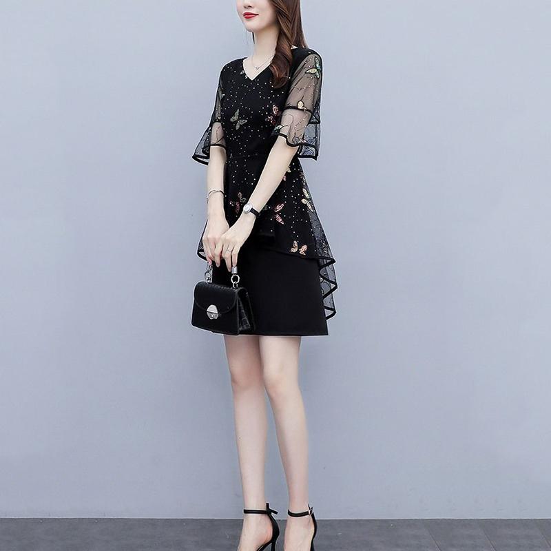Large Size Women's Summer Black Belly Cover Sequins Embroidery Stitching Short-sleeved Fairy Dress Ladies Temperament A-line Skirt