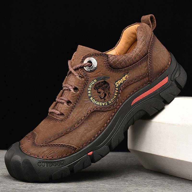 Autumn and Winter New Outdoor Hiking Shoes Men's Leather Breathable Sports Casual Leather Shoes Men's Anti-skating Shoes