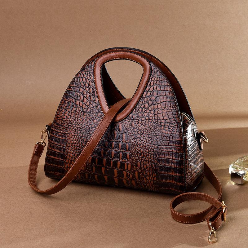 Crocodile Pattern Leather Handbag Female European American Shoulder Messenger Bag Dumplings Package
