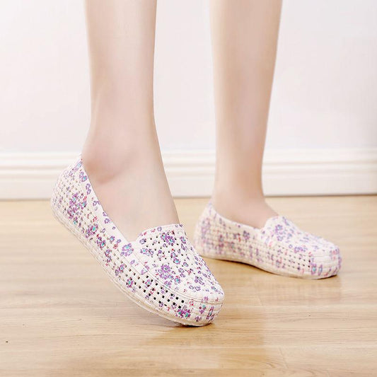 Female Mother Shoes Spring and Autumn Single Shoes Flat Shoes Summer  Plastic Beach Shoes Sandals Loafer Shoes for Women
