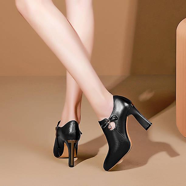 High-heeled  Female Thick with Bare Pointed Martin Winter Head Layer Cowhide Boots