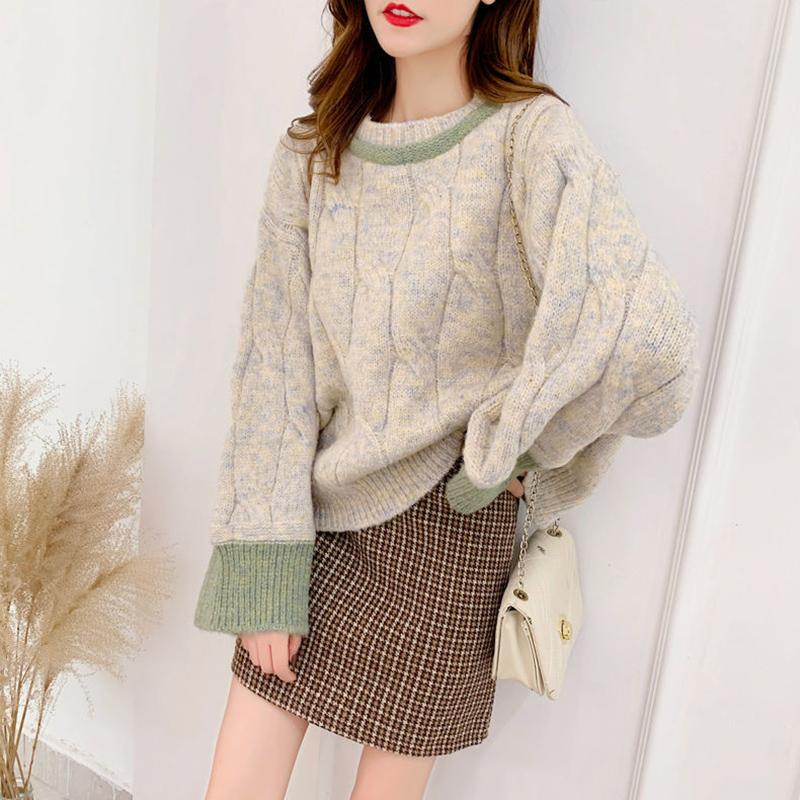Coarse Wool Sweater Women's Short Loose Loose Outer Wear Twist Hedging Small Lazy Wind All-match Blouse Autumn and Winter Thickening