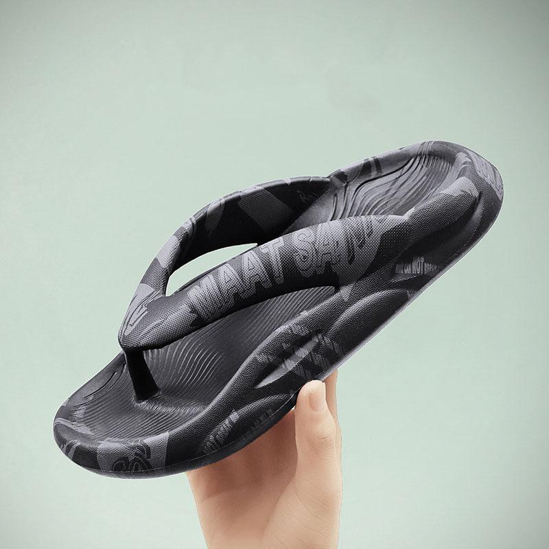 Men's Spring Summer Large Size Printed Slippers Solid Color Soft Sole Flat Couple Slippers Beach Flip Flops