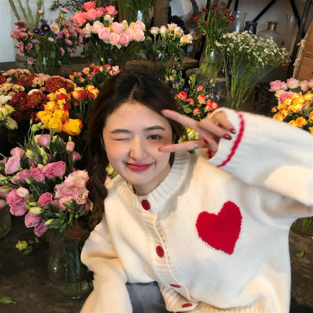 White Knit Cardigan Sweater Girl Student Korean Style Loose Cute Lazy New Round Neck Western-style Love Jacket