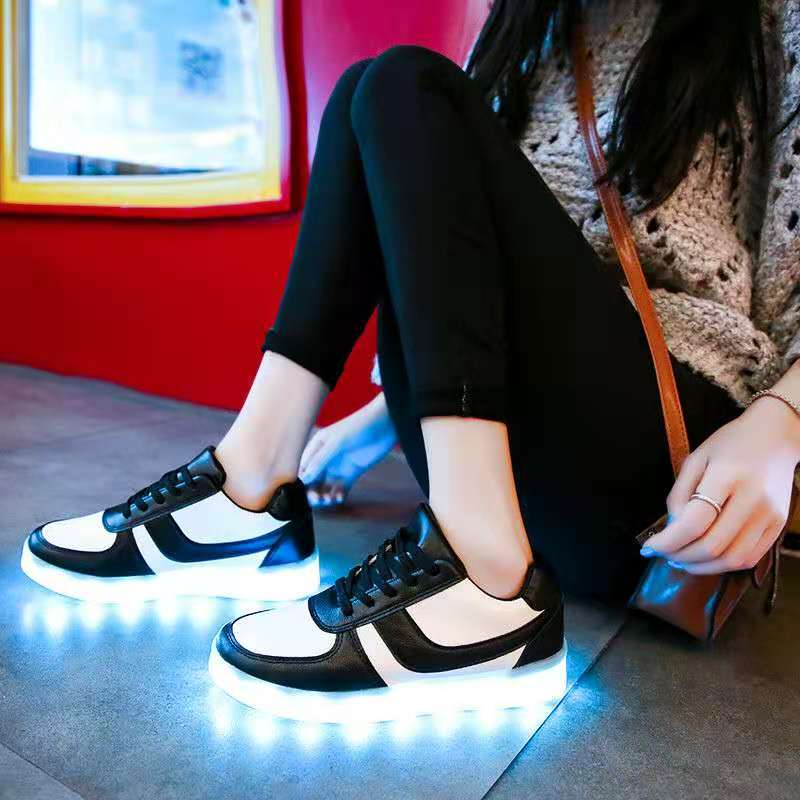 Men and Women Rechargeable Colorful Luminous Shoes Casual Sports Shoes Couples  Waterproof Fluorescent Luminous Shoes Unisex Footwear