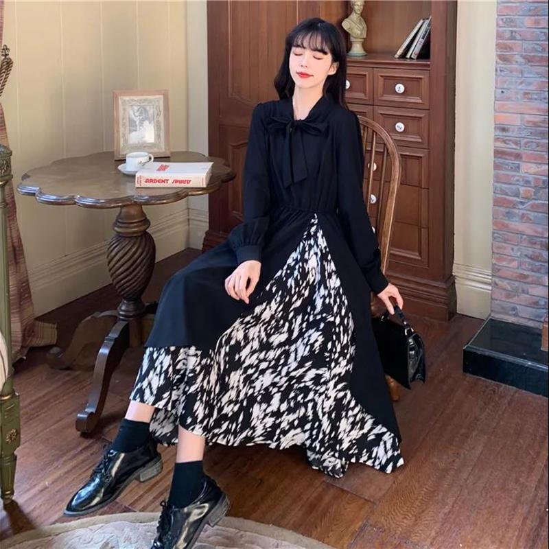 Women Sexy Floral Black Dresses Long Sleeve Dress with Irregular Stitching Spring and Autumn Dress