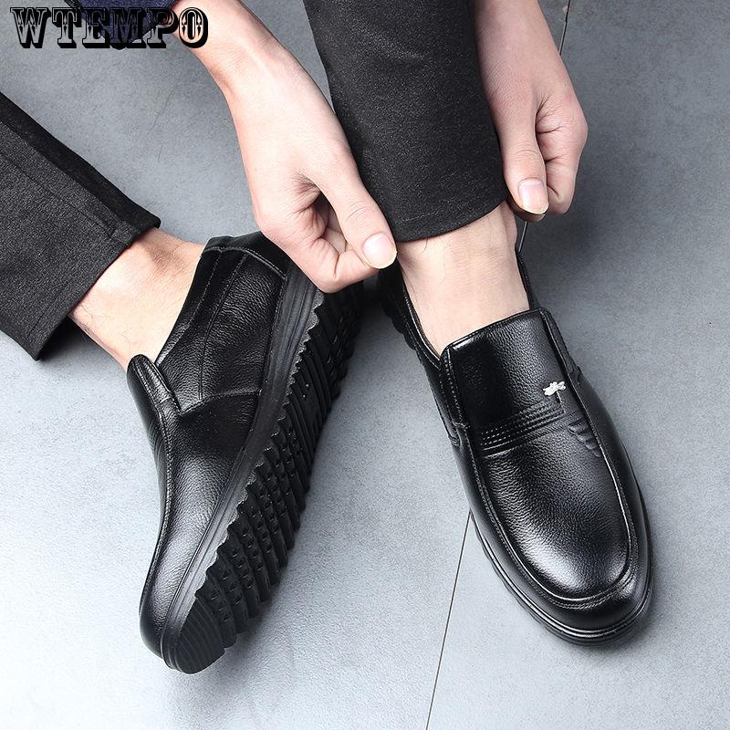 Plus Velvet Warm Leather Shoes Men's Business Casual Leather Shoes Non-slip Soft Sole