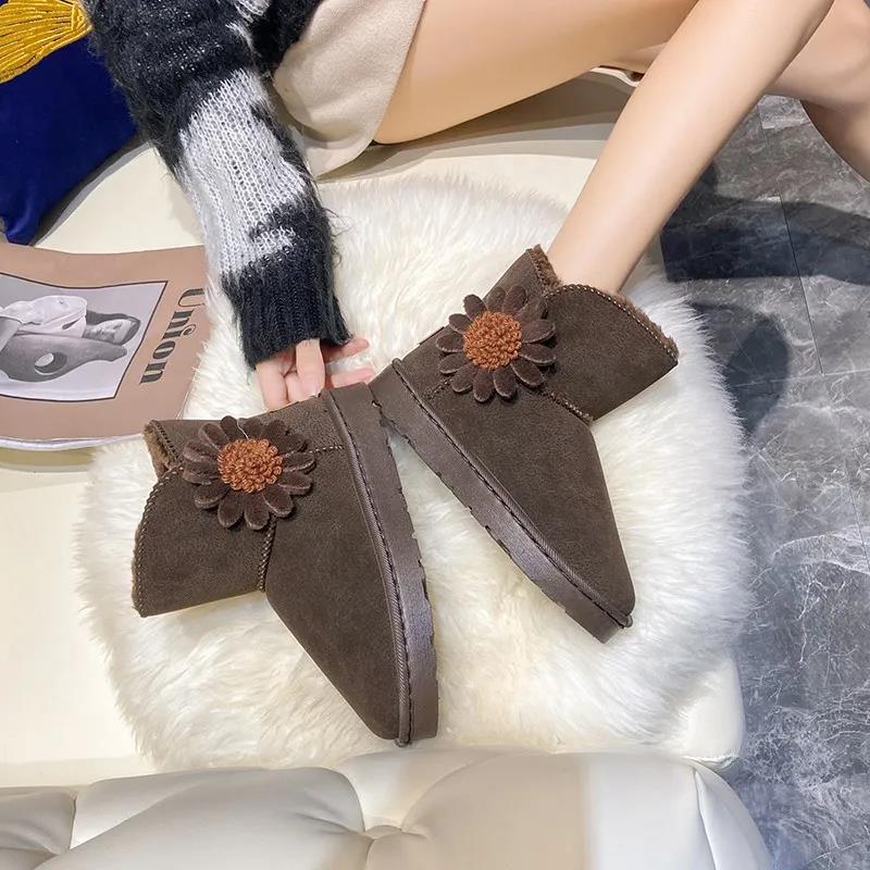 Autumn and Winter Snow Boots Women's Waterproof Cotton Boots Rubber and Velvet Warm and Non-slip Short Boots