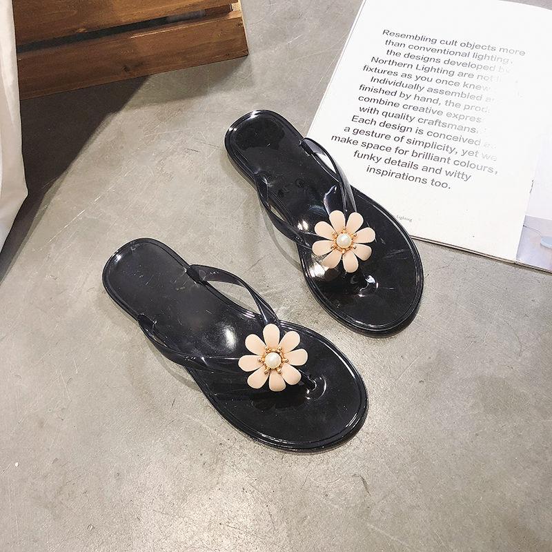 Fashion Crystal Flip Flops Female Summer Korean Version Wear Non-slip Flat Bottom Female Students Summer Beach Shoes Ladies Sandals and Slippers