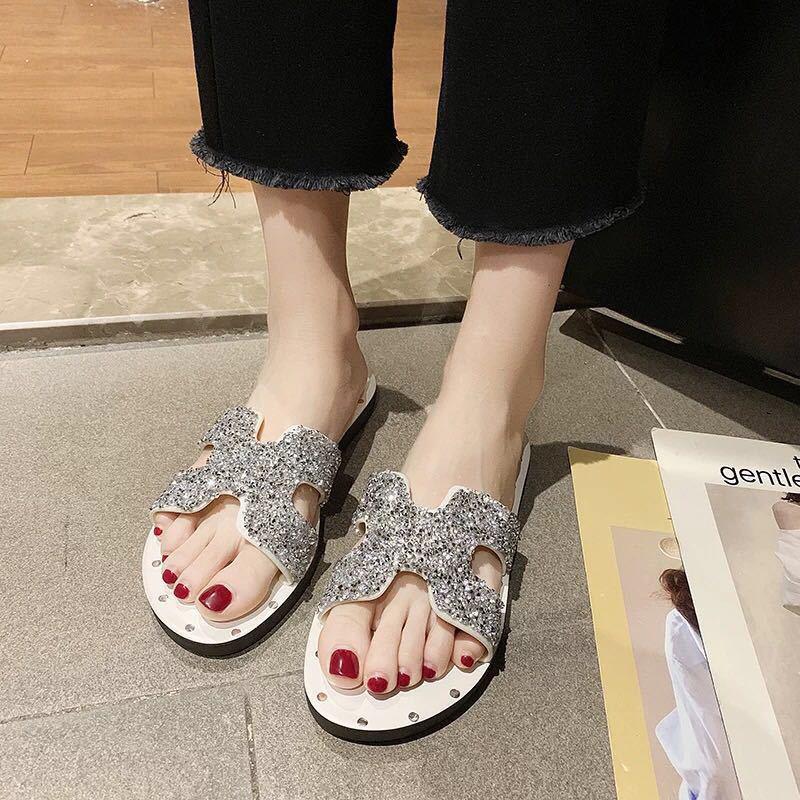 Slippers Women's Outer Wear Summer Beach Home Students All-match Fashion Rhinestone One-way Flat Sandals and Slippers