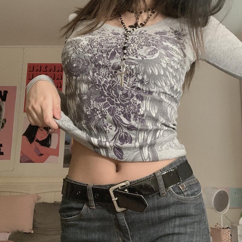 2000s Aesthetic, Long Sleeve, Grunge Basic Crop Top & Sexy Graphic T-Shirt - Y2K Top - Korean Fashion - Lolita - Retro - Harajuku - Vintage