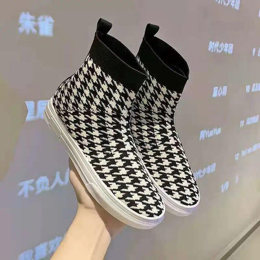 Women's Shoes Autumn and Winter High-top Sports Casual Shoes Plus Velvet Warm and Comfortable Elastic Socks Boots