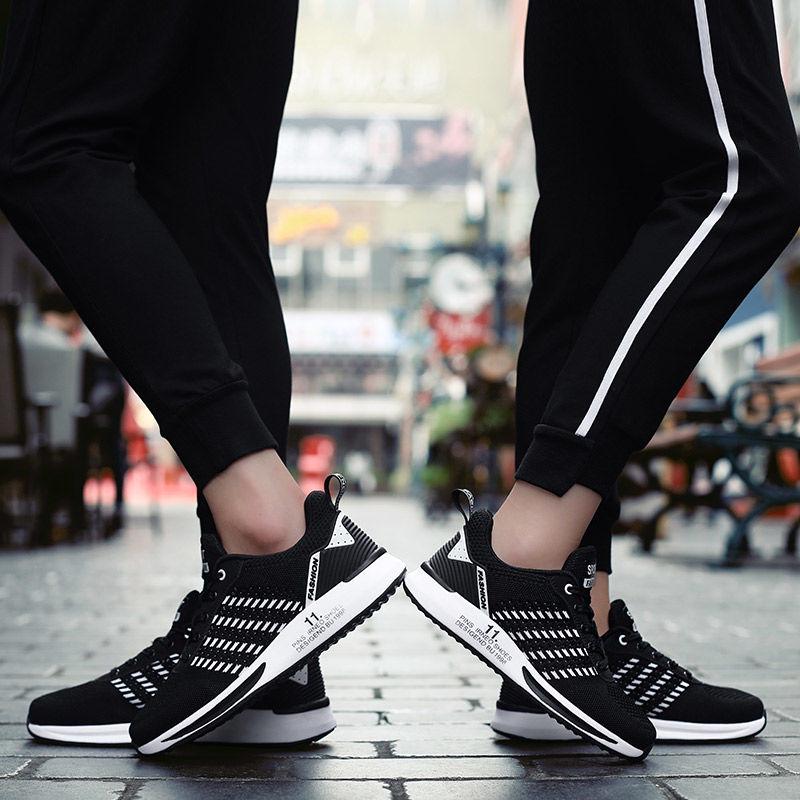Couples Sports Shoes Fashion Women Flying Woven Mesh Breathable Non-Slip Wear-Resistant Cushion Sneakers Men's Vulcanize Shoes