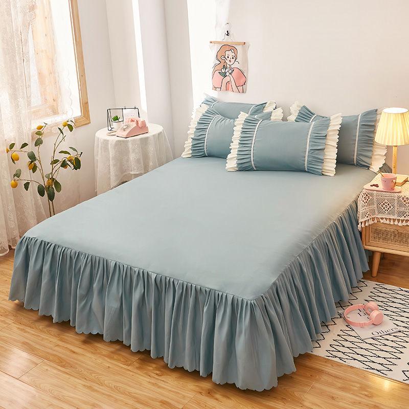 Skin-friendly Bed Skirt Three-piece Bedding Bed Skirt-style Bedspread Sheets Non-slip and Dust-proof Bed Sheet Protective Cover