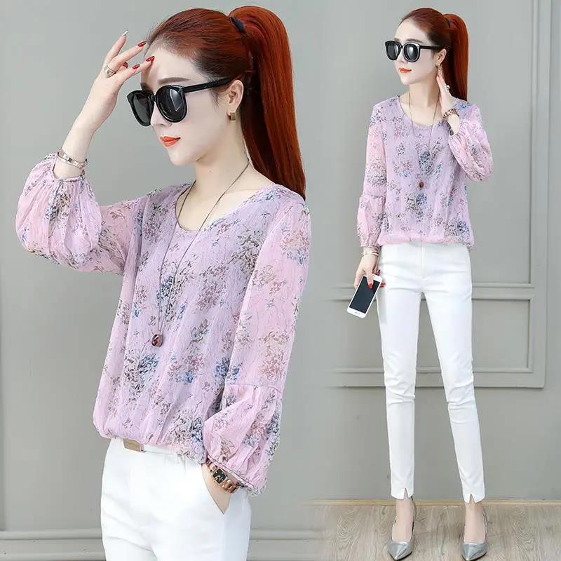 Women's Spring and Autumn Long-sleeved Chiffon Shirt Large Size Loose Floral Round Neck Top